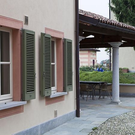 Casciago Foresteria Dei Piaceri Campestri מראה חיצוני תמונה