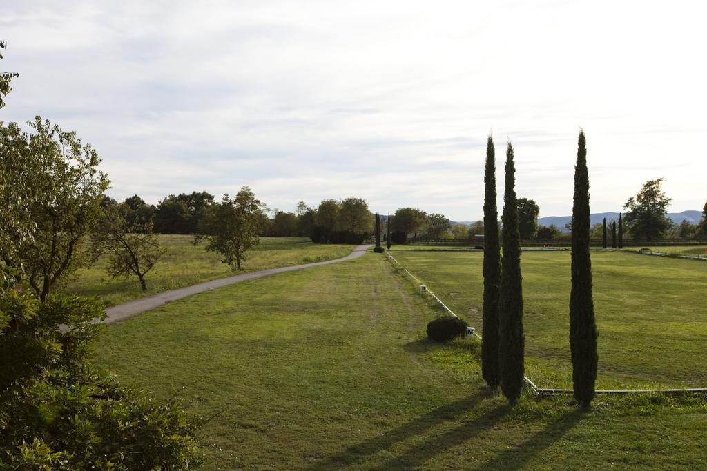 Casciago Foresteria Dei Piaceri Campestri מראה חיצוני תמונה