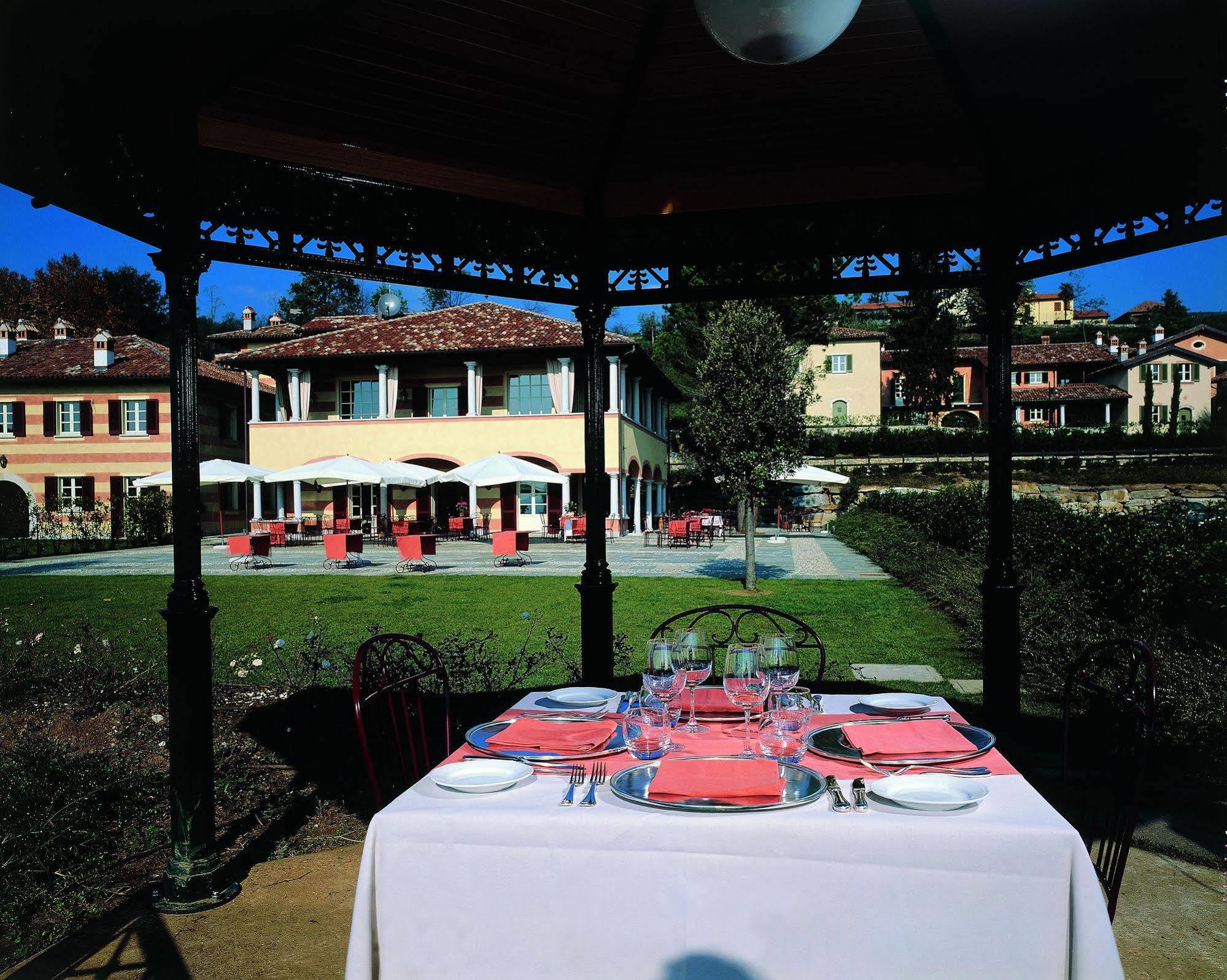 Casciago Foresteria Dei Piaceri Campestri מראה חיצוני תמונה